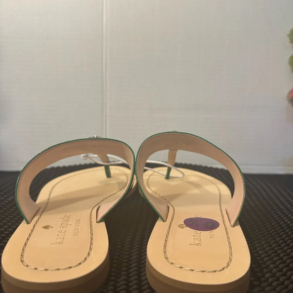 🆕Kate Spade Green Sandals